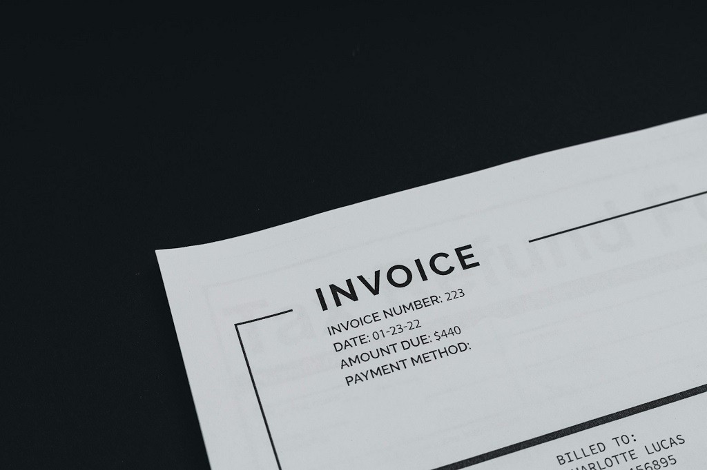 Invoice illustration